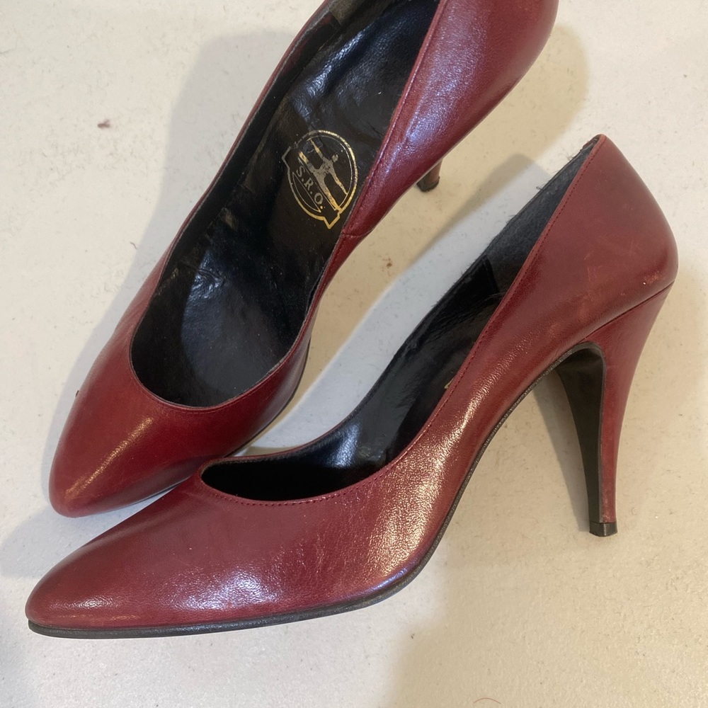 S.R.O Vintage 1985 Burgundy Leather
